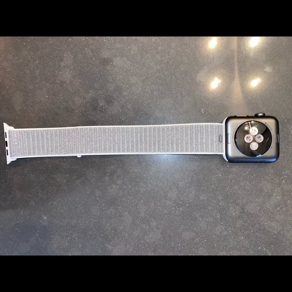 Apple Watch Nike+ Series 3 (GPS) 42MM Space Gray - Picture 2 of 3